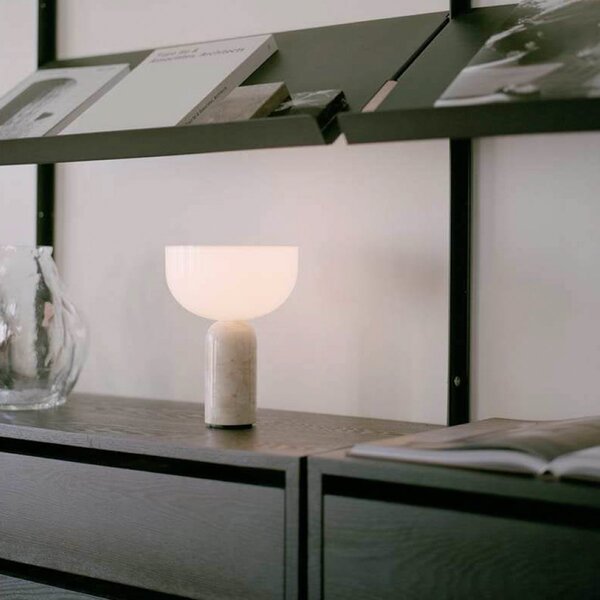 Stolní lampa New Works, Kizu, stmívatelné, Béžová, Jídelna, Mramor, Design