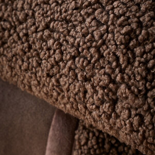 Hnědá deka z mikroplyše 130x170 cm Velvet Boucle – Catherine Lansfield