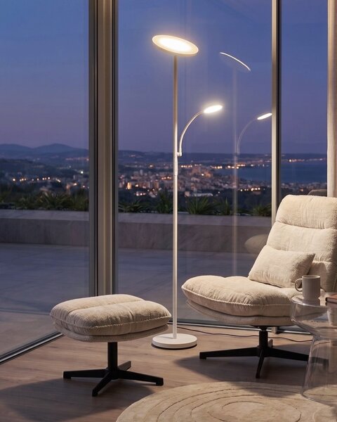 LED stojací lampa ESKALDE s dálkovým ovládáním se stmívačem Kov Bílá