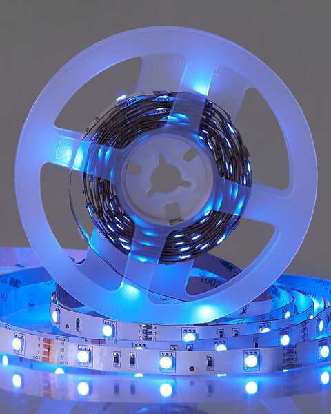 LED pásek KIKORI 500 cm s dálkovým ovládáním Bílá
