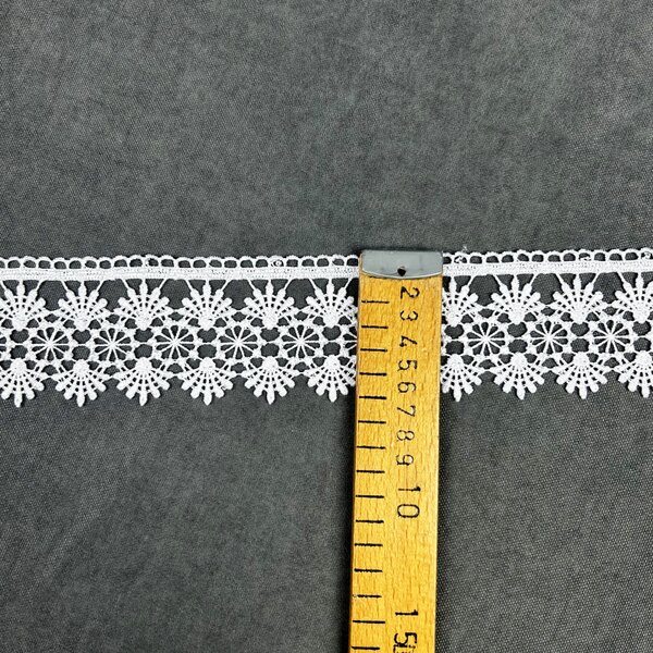 Krajka bíla - 72966 šíře 60 mm , metráž