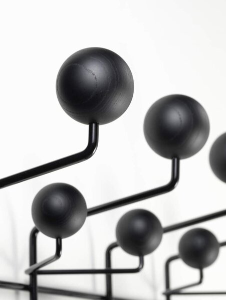 Vitra Věšák Hang It All, black ash