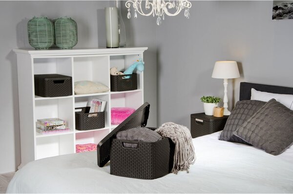 Šedý plastový úložný box s víkem 33x44,5x25 cm Style – Curver