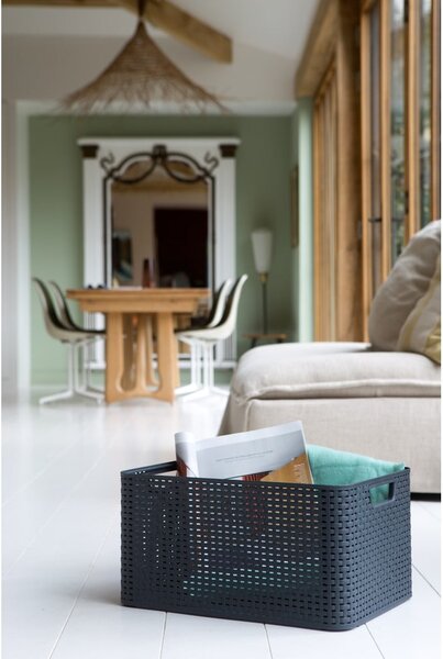 Šedý plastový úložný box s víkem 33x44,5x25 cm Style – Curver