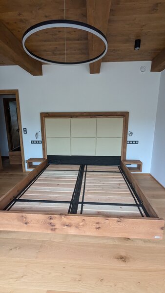 Postel z masivu Nemesis Rozměr Ložné plochy: 1800x2000
