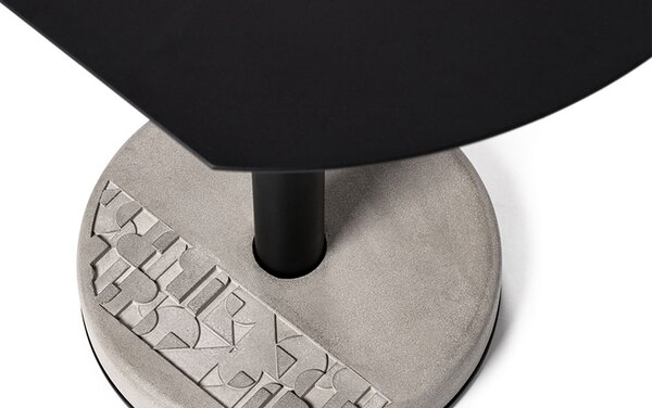 Lyon Beton jídelní stoly Donut Round Cutaway Bistro Table In Black