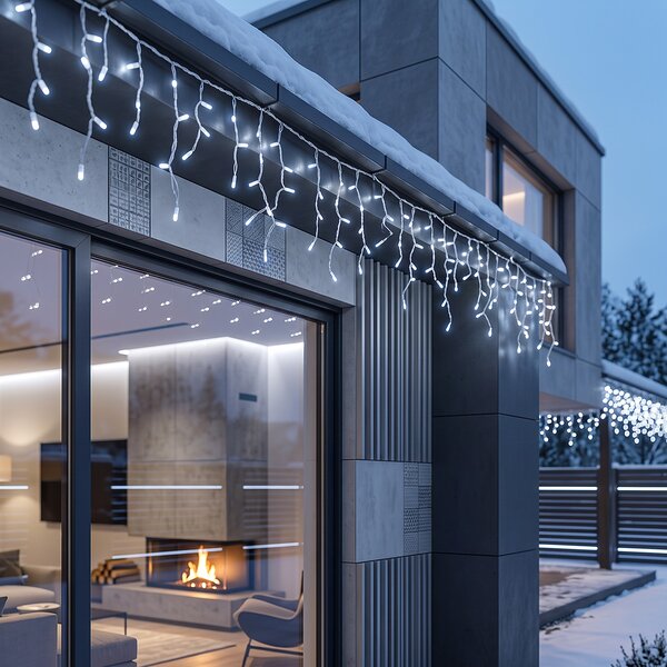SOLIGHT LED vánoční závěs rampouchy, 300 LED, 15m, IP44, studená bílá