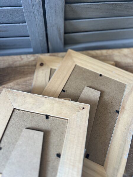 Námořnický fotorámeček na postavení Velikost: 10x10cm hnědobílý