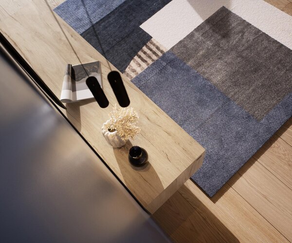 DELIFE TV stolek Cuor 180 cm keramika Laminam® Sabbia dubová barva 1 výklopná dvířka 2 zásuvky podnož závěsná akrylglas