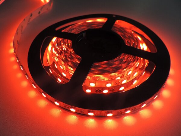 RGBW LED pásek 4v1, 19,2W/m, RGB+bílá, 12mm, PROFI, 24V, IP20, 60LED/m, 5050 Barva světla: Neutrální bílá, 4300K