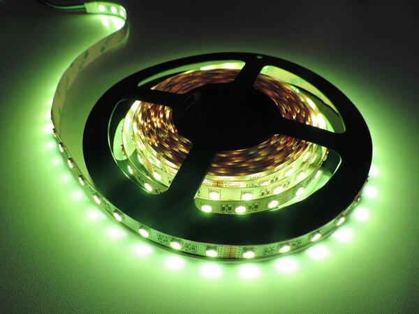 RGBW LED pásek 4v1, 19,2W/m, RGB+bílá, 12mm, PROFI, 24V, IP20, 60LED/m, 5050 Barva světla: Neutrální bílá, 4300K