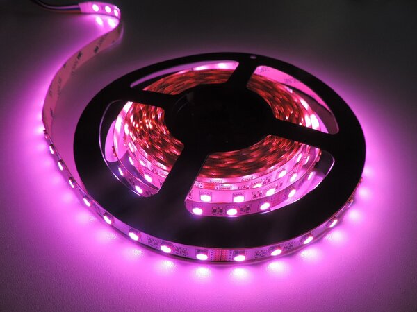 RGBW LED pásek 4v1, 19,2W/m, RGB+bílá, 12mm, PROFI, 24V, IP20, 60LED/m, 5050 Barva světla: Neutrální bílá, 4300K