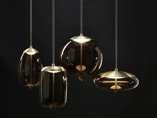 Brokis Designové LED závěsné svítidlo Knot Disco PC1017 Barva skla: Transparentní číré sklo, Povrchová úprava baldachýnu: Mosaz, Povrch reflektoru: Mosaz