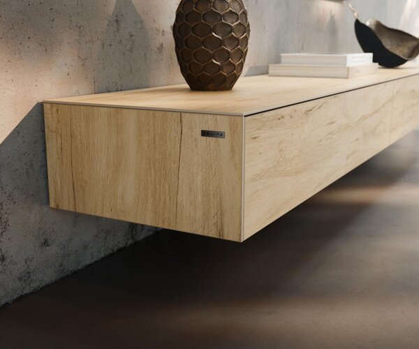 DELIFE TV stolek Cuor 250 cm keramika Laminam® Sabbia dubová 1 výklopná dvířka 1 zásuvka závěsný