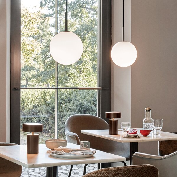 AUDO COPENHAGEN Závěsná lampa TR, Black, Matt Opal