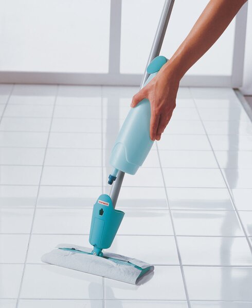 Podlahový mop s rozprašovačem PICO Spray LEIFHEIT 56590