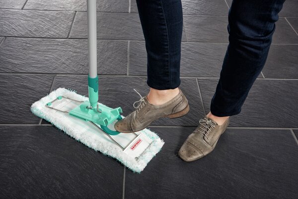 Podlahový mop PROFI Micro Duo s kovovou tyčí - CLICK System LEIFHEIT 55048