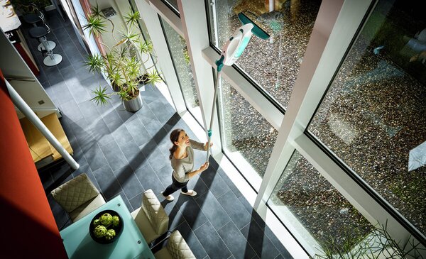 LEIFHEIT 51003 Window Cleaner vysavač na okna s mopem a tyčí 43 cm