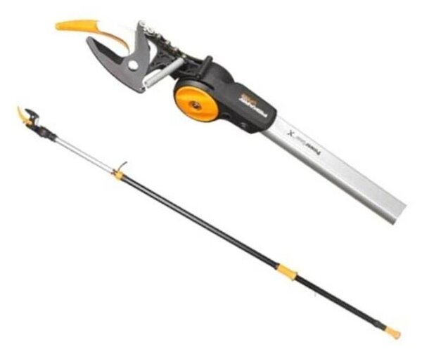 UPX86 Teleskopické univerzální zahradní nůžky PowerGear™ X 2,4 m Fiskars 1023624
