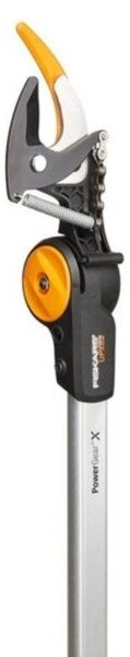 UPX82 Prodloužené univerzální zahradní nůžky PowerGear™ X 1,6 m Fiskars 1023625