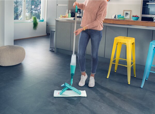 Podlahový mop s rozprašovačem Easy Spray XL LEIFHEIT 56690
