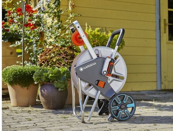 AquaRoll Easy Kovový vozík na hadici M - sada Gardena 18547-20