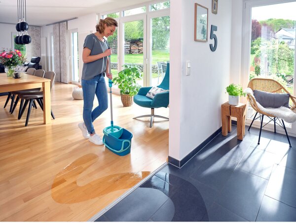 Úklidová sada CLEAN TWIST Disc Mop Ergo Mobile LEIFHEIT 52102