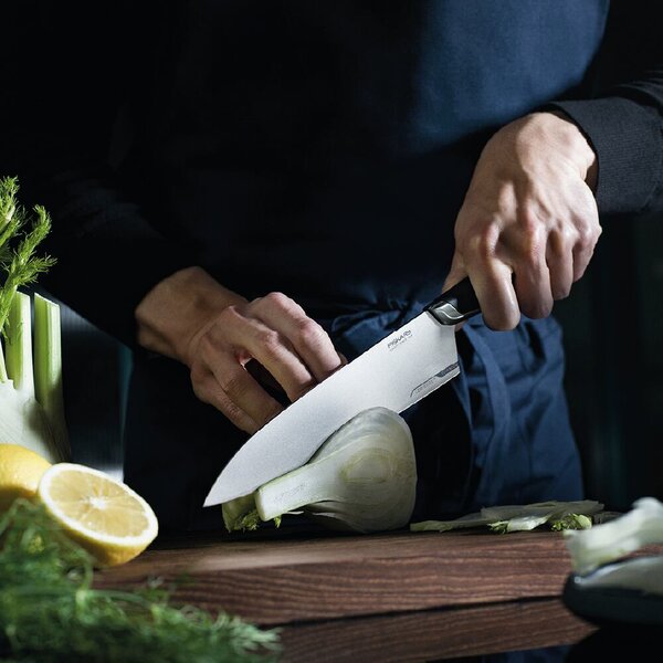 Taiten Velký kuchařský nůž 20 cm FISKARS 1066830