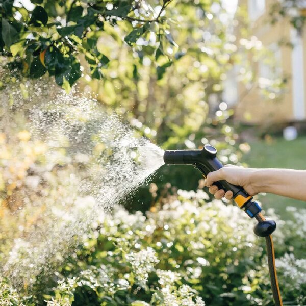Solid™ Zavlažovací sprcha - nastavitelná FISKARS 1070838