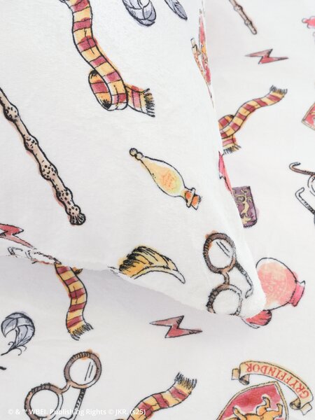 MK Lůžkoviny Prodloužené mikroplyšové povlečení Harry Potter - Nebelvír 1