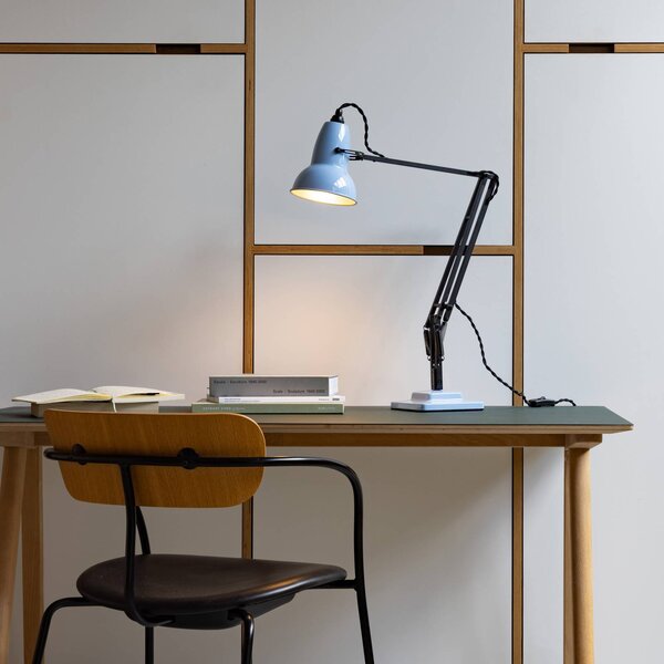 Anglepoise Stolní lampa Original 1227, opálově modrá/černá, 49 cm, Černá, Pracovna / kancelář, Hliník, Design