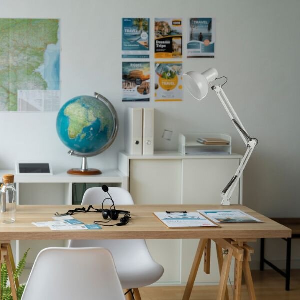 Kloubová stolní lampa na 1 žárovku E27, 40W, se šroubovacím úchytem, bílá, 3 roky zár