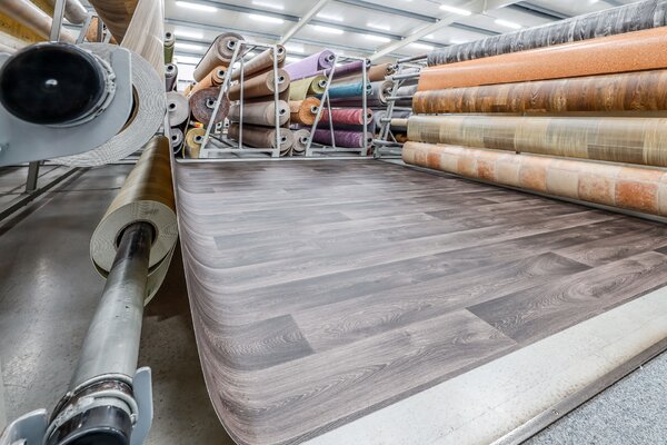 PVC podlaha Esseentials 150 Admiral Dark Brown