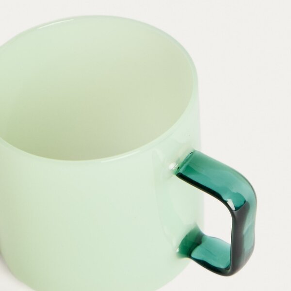 Kave Home Zelený skleněný hrnek Micla 260 ml