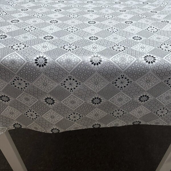 Ubrus PVC 3581139, metráž, šířka 140 cm, květinový kaleidoskop černo-bílý, IMPOL TRADE