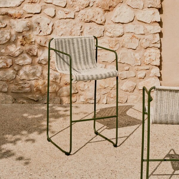 Světle šedá zahradní barová židle Kave Home Maurina 64,5 cm