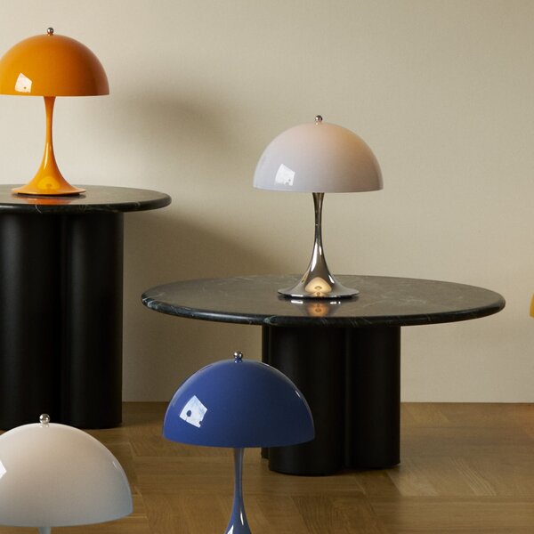 Přenosná lampa Panthella 250 Opal Bluegrey / Chrome