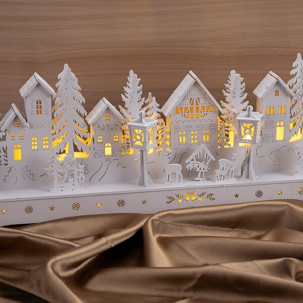 Dřevěná LED dekorace VESNICE bílá délka 45 cm