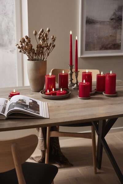LED svíčka Flamme Flow Pillar Red 17,5 cm