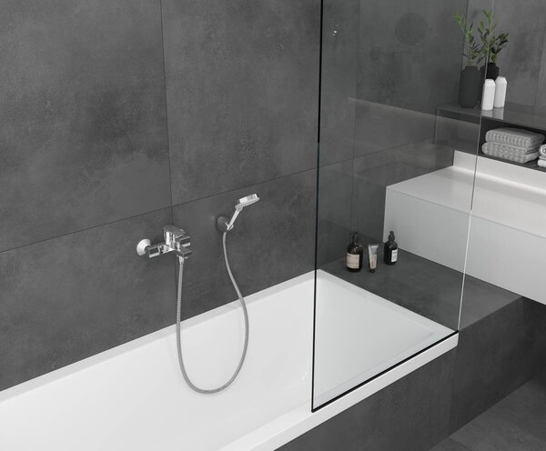 Hansgrohe Vernis Shape Páková vanová baterie na stěnu, matná černá 71450670
