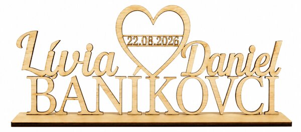 Dřevěná dekorace na svatební stůl