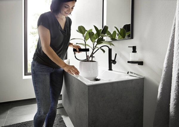 Hansgrohe Finoris Páková umyvadlová baterie 230 s vytažitelnou sprškou, 2jet a odtokovou soupravou Push-Open, matná černá 76063670