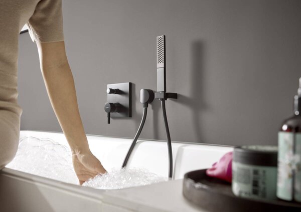 Hansgrohe Finoris Páková vanová baterie pod omítku, matná černá 76415670