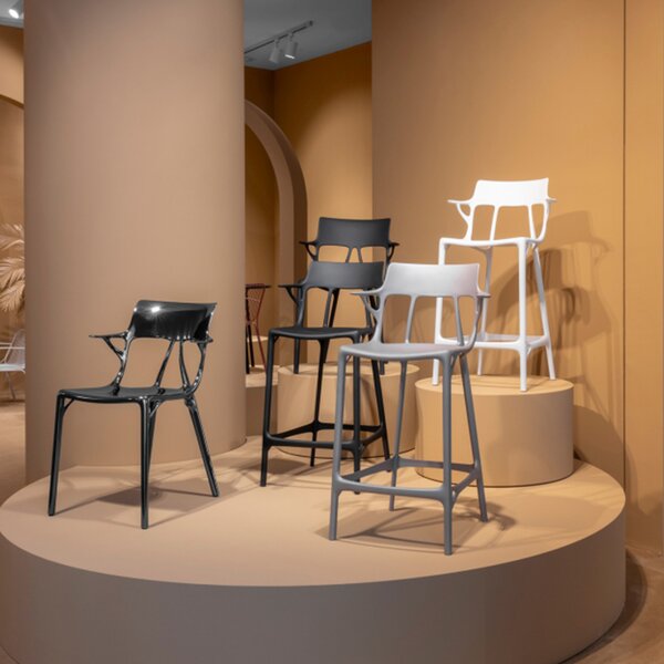 Kartell designové barové židle A.I Stool Recycled (75 cm)