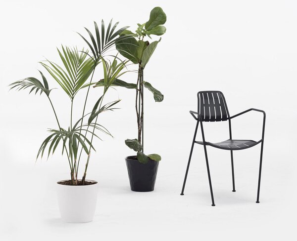 Prostoria designové zahradní židle Osmo Armchair