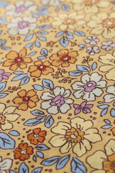 Bavlněný povlak na polštář Dusty Yellow / flowers 60 × 60 cm
