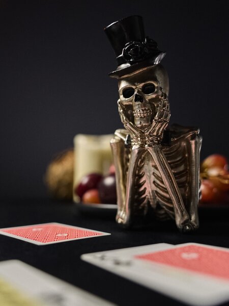 Sinsay - Stojící dekorace Halloween - sříbrná