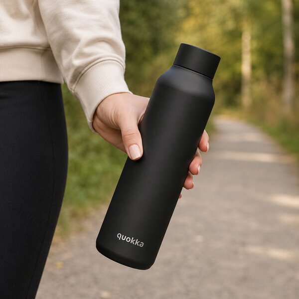Nerezová termoláhev Solid, 850ml, Quokka, černá