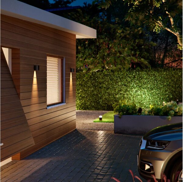 Philips Hue White and color ambiance 8719514466777 Resonate nástěnné svítidlo LED 8W/590lm 2200-6500K+RGB IP44 černá
