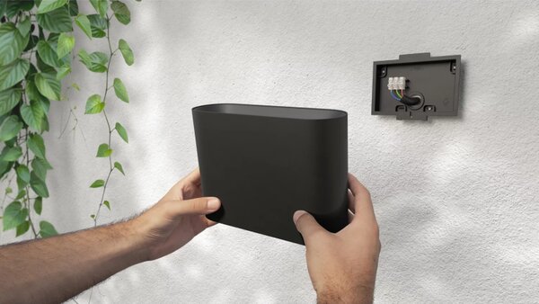 Philips Hue White and color ambiance 8720169234505 Dymera nástěnné svítidlo LED 10,2W/1020lm 2200-6500K+RGB IP44 černá
